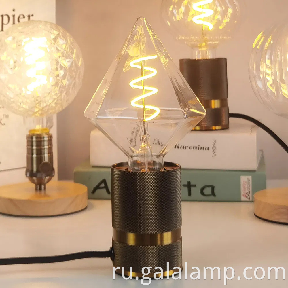 Декоративная лампа с большой формой круга янтаря